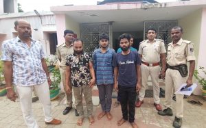 ୩ ଚୋରକୁ ଗିରଫ କଲା ପୋଲିସ